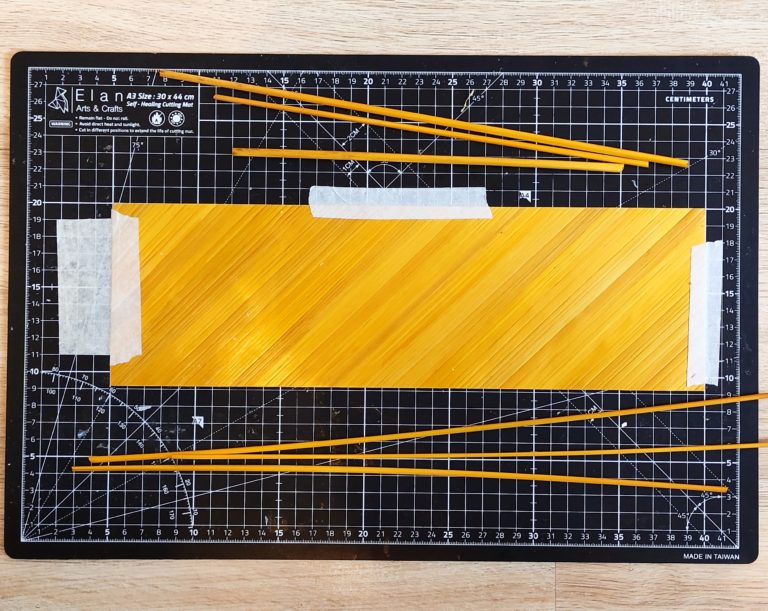 Paille de seigle dorée, marqueterie en chevron