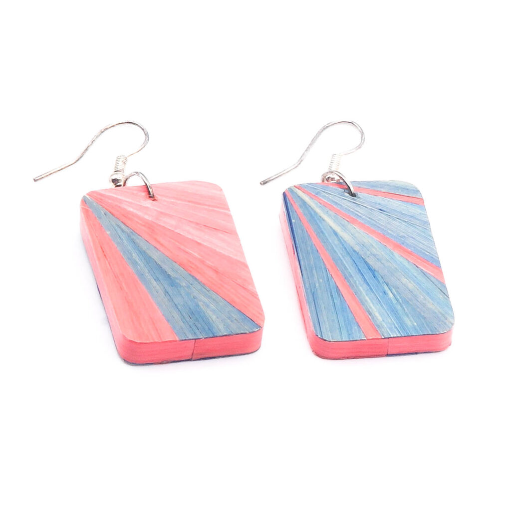 Bijou en paille de seigle fait main, boucles aux reflets lumineux